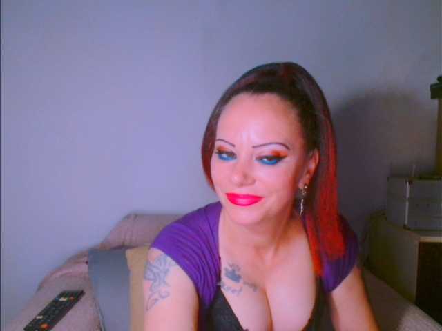 alicesensuel live cam on BongaCams