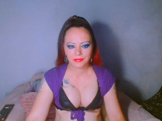 alicesensuel live cam on BongaCams