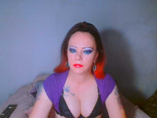 alicesensuel live cam on BongaCams