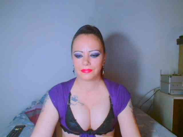 Modella: alicesensuel