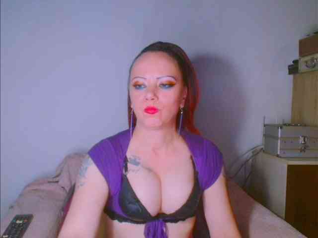 Modella: alicesensuel
