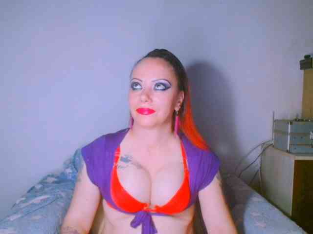 Modèle: alicesensuel