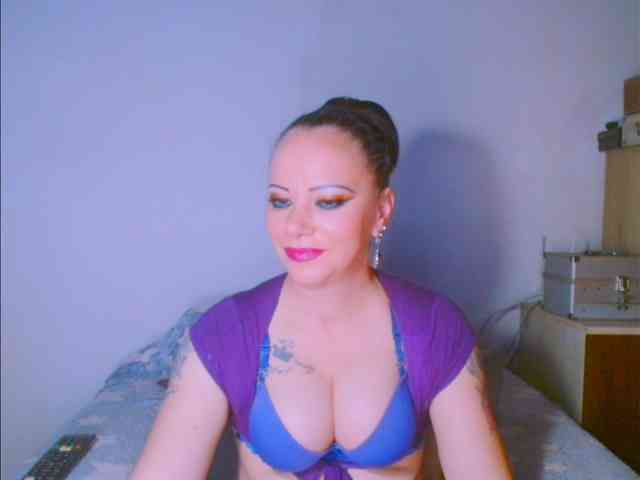 alicesensuel