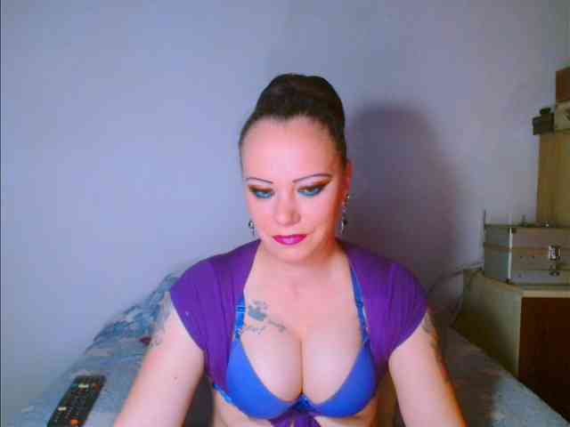 Modella: alicesensuel