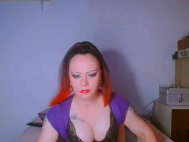 Modella: alicesensuel