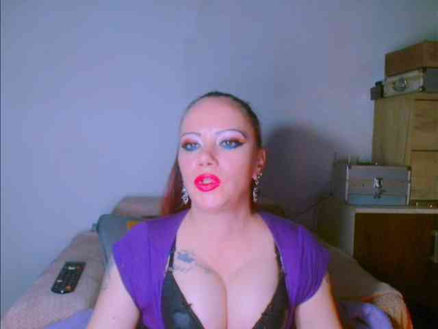 alicesensuel