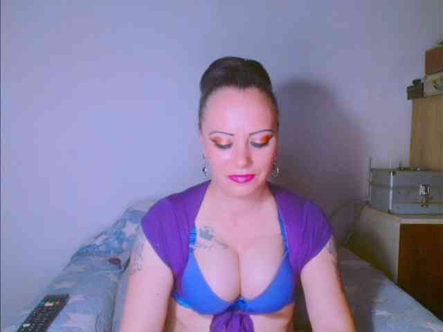 Modella: alicesensuel