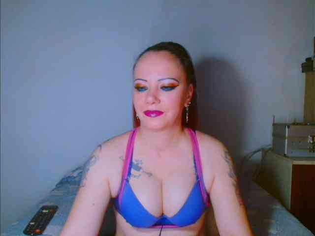 Modella: alicesensuel