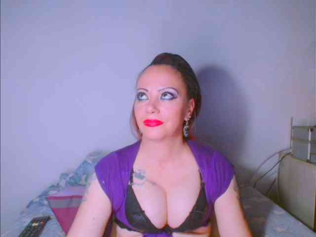 Modella: alicesensuel
