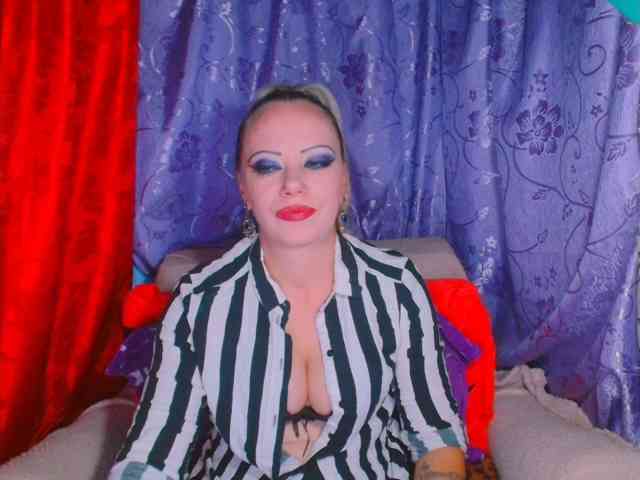alicesensuel