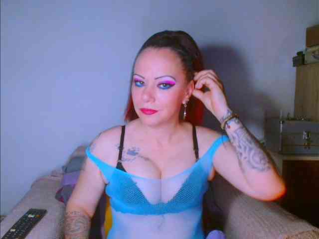 alicesensuel