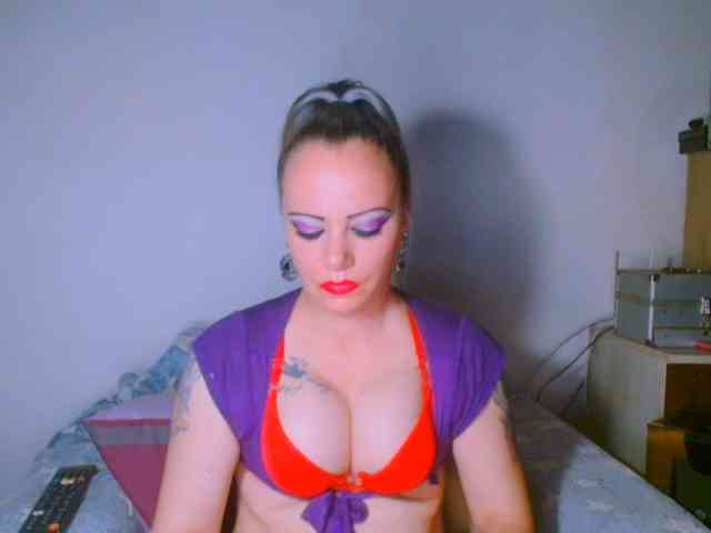 alicesensuel