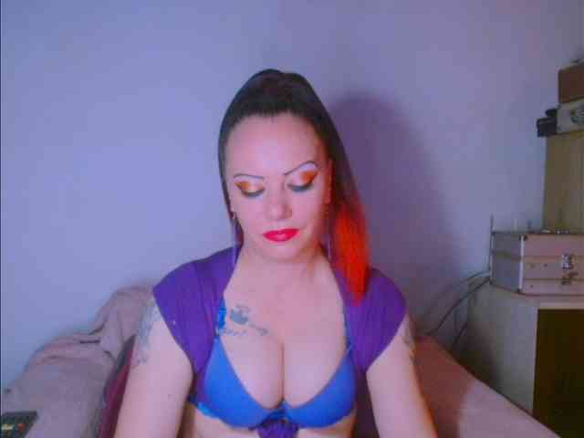 Modella: alicesensuel