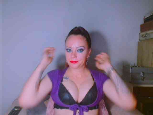 alicesensuel