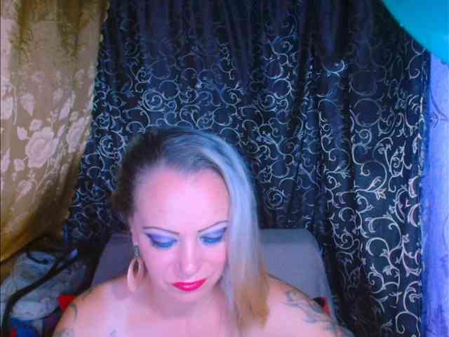 Modella: alicesensuel
