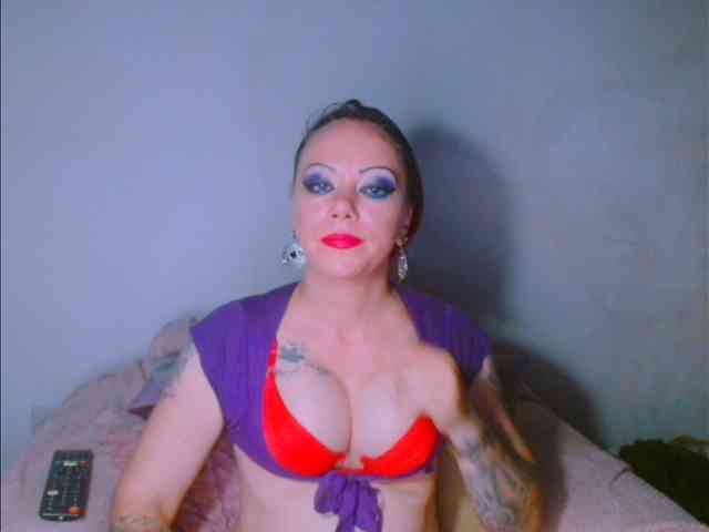 Modella: alicesensuel