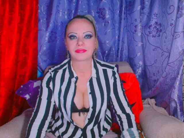 Modella: alicesensuel