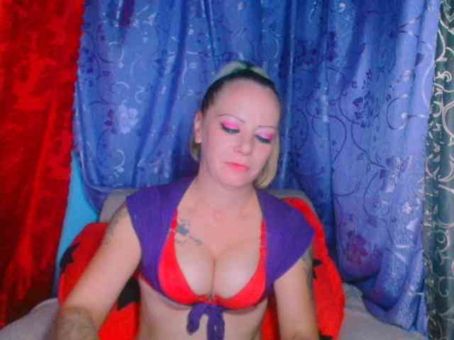 Modella: alicesensuel