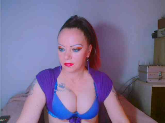 Modella: alicesensuel