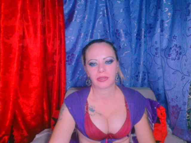 Modella: alicesensuel