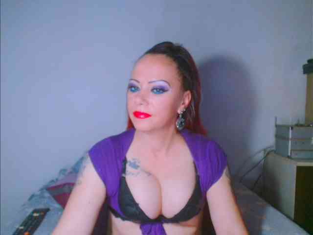 Modella: alicesensuel