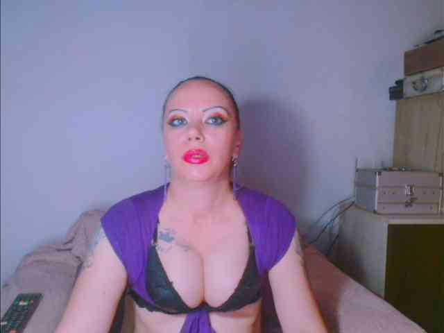 Modella: alicesensuel