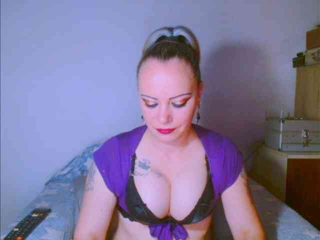 Modella: alicesensuel