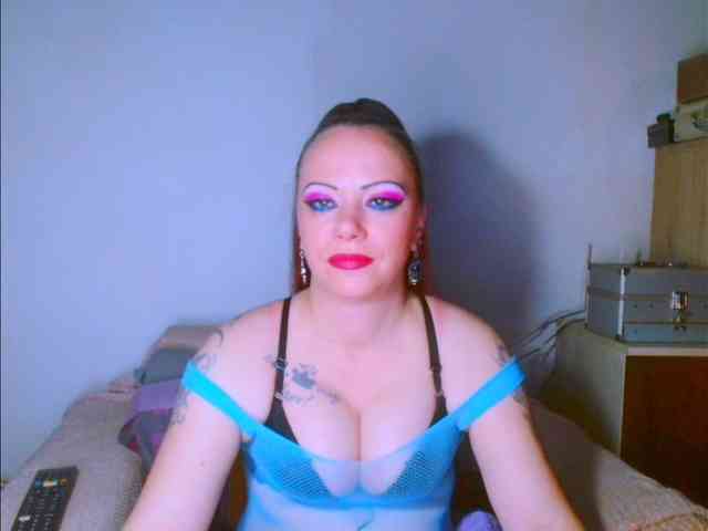 alicesensuel