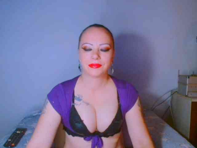Modella: alicesensuel