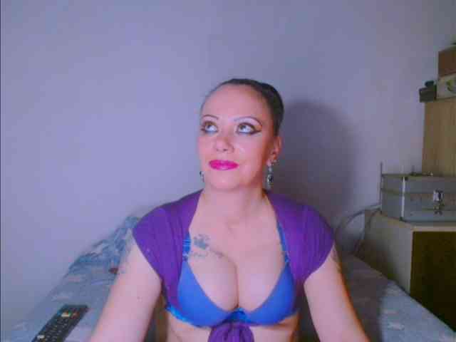 alicesensuel