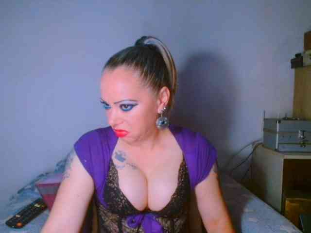 Modella: alicesensuel