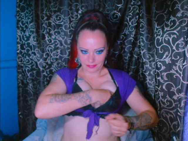 Modella: alicesensuel