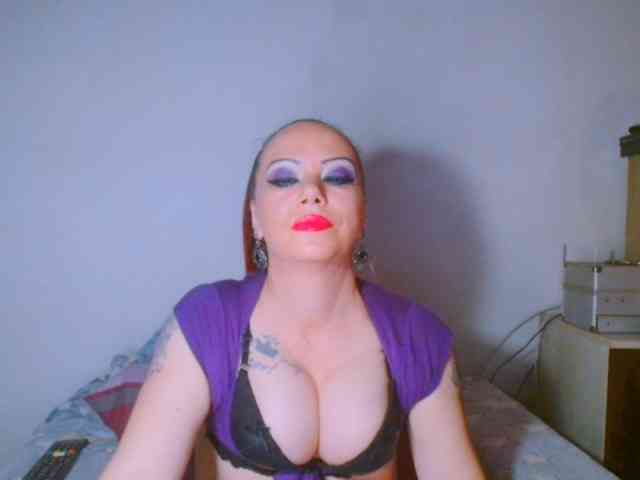 alicesensuel