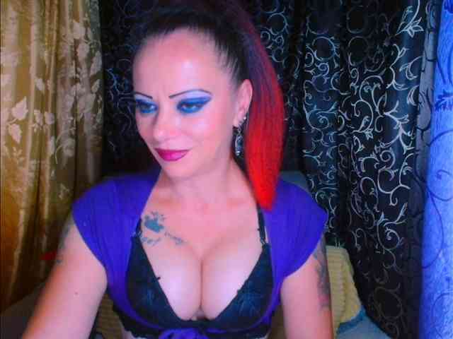 Modella: alicesensuel