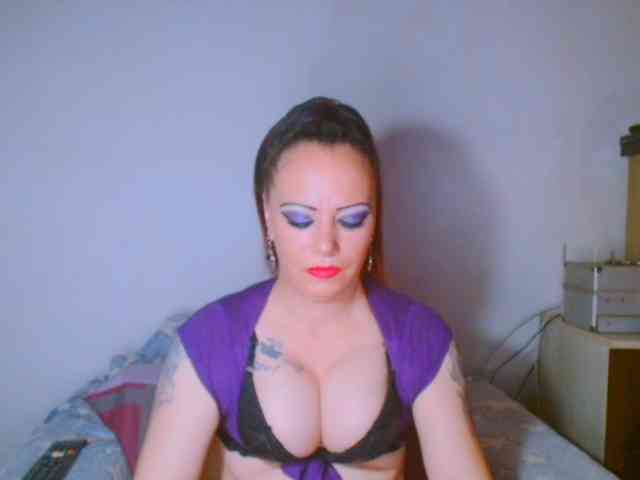 Modella: alicesensuel