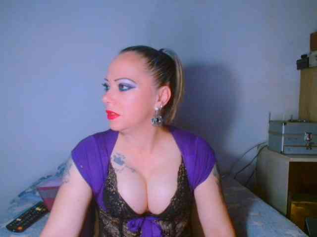 alicesensuel