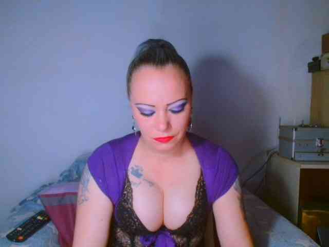 alicesensuel
