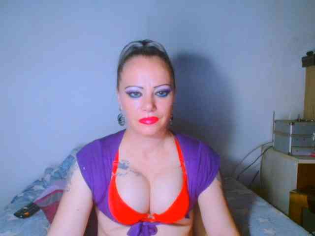 alicesensuel