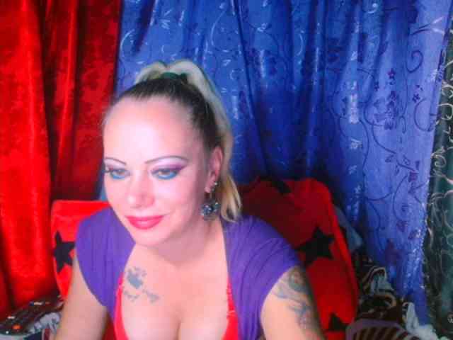 alicesensuel