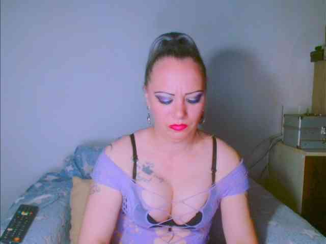 Modella: alicesensuel