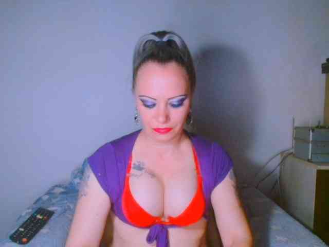 alicesensuel