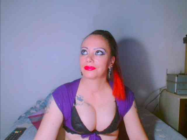 Modella: alicesensuel
