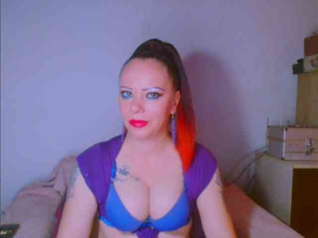Modella: alicesensuel