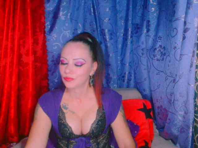Modella: alicesensuel