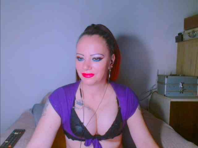 Modella: alicesensuel