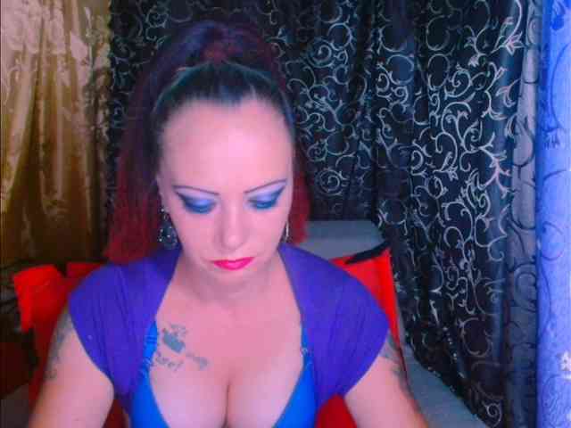 alicesensuel