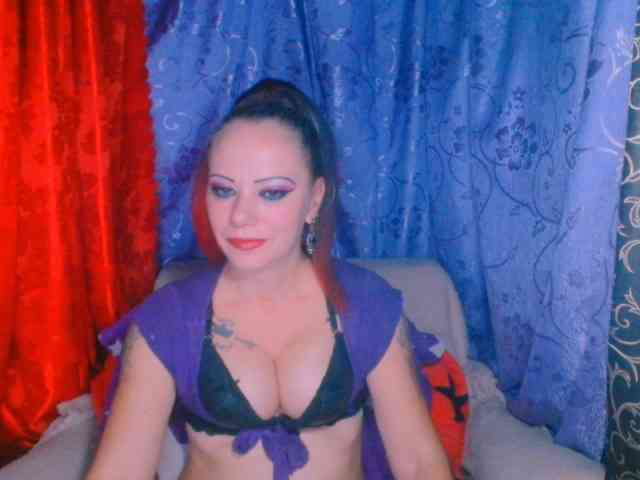 alicesensuel