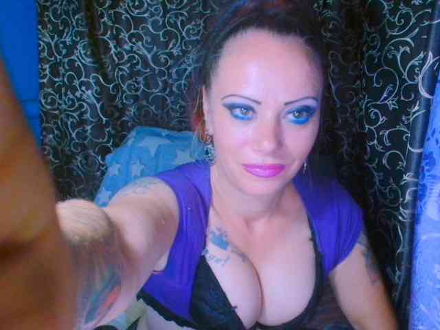 Modella: alicesensuel