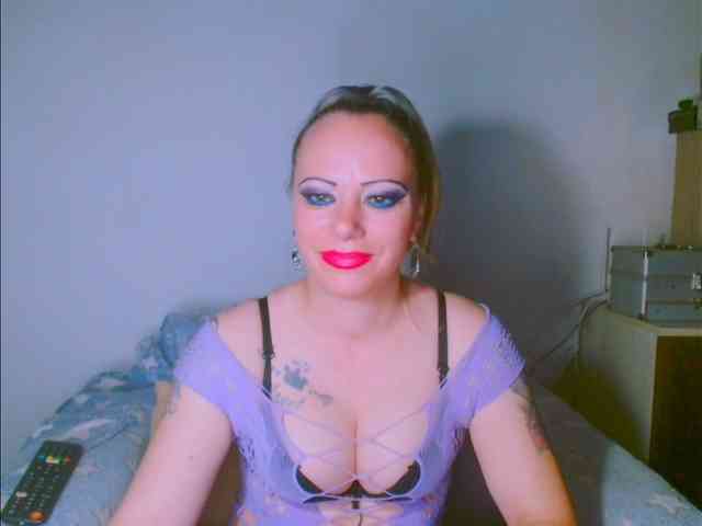 alicesensuel