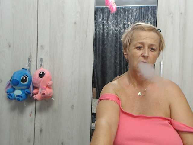 LovePinkLilli live cam on BongaCams